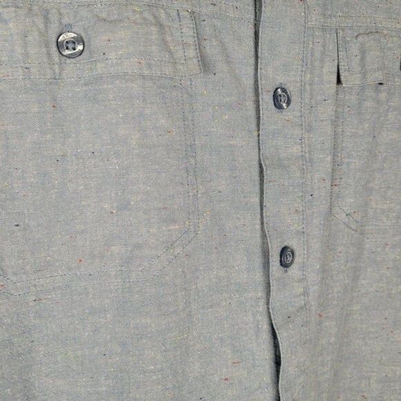 Columbia Size XL Short Sleeve Button Up Shirt Blue With Multicolor Threads - Picture 12 of 12